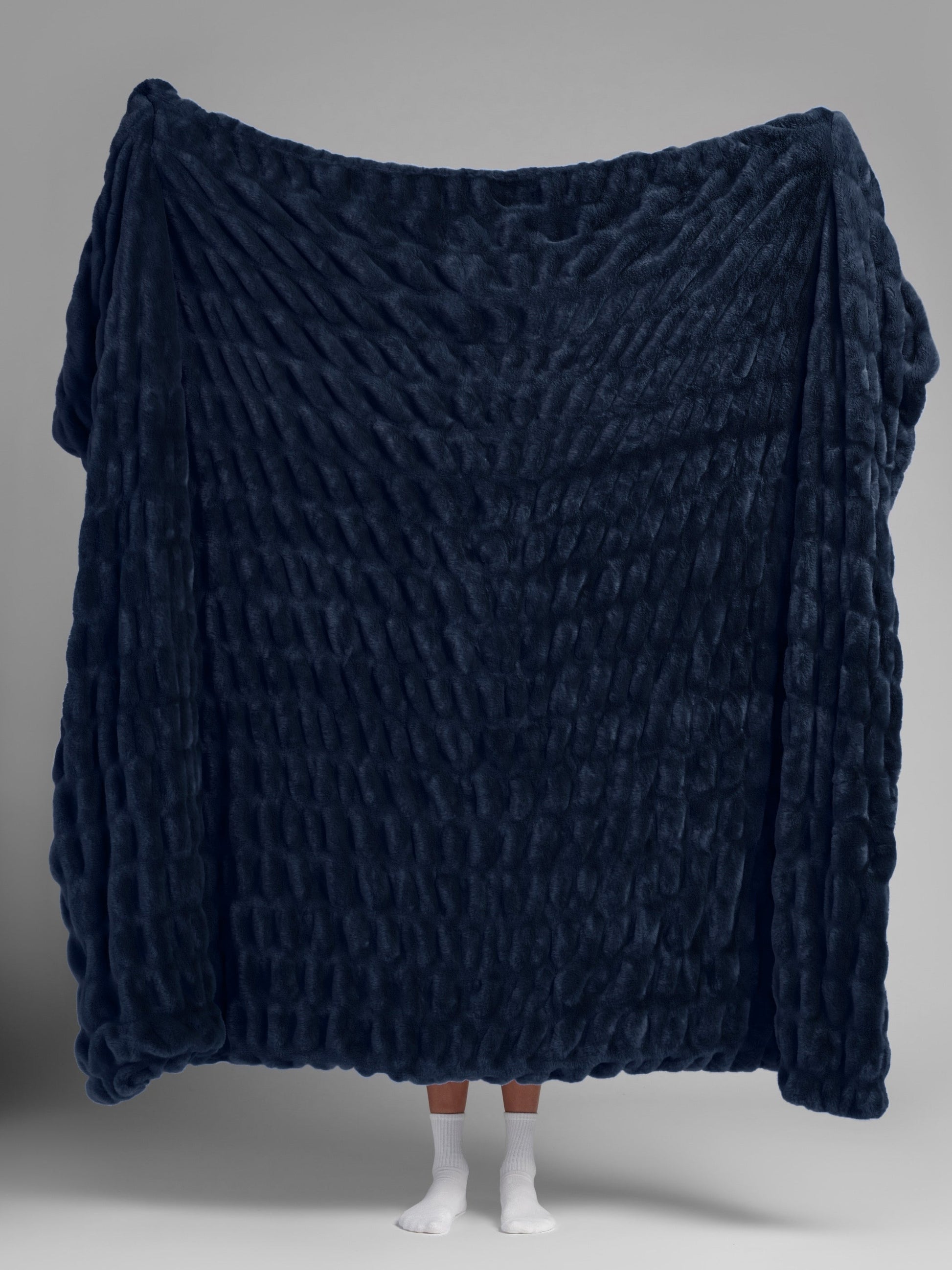 Navy / M